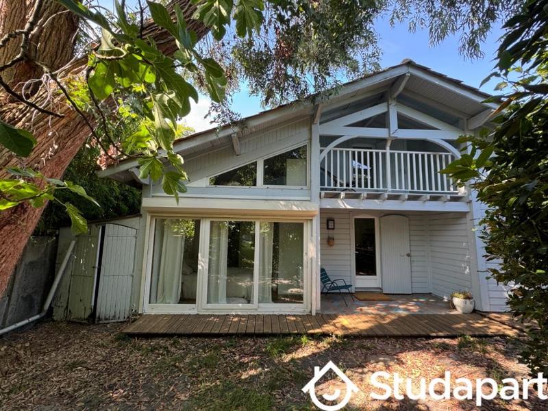 Chambre - 15 m² - 1 pièce