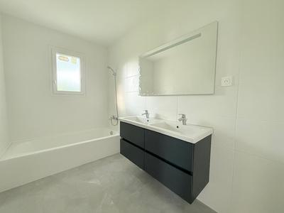 Maison - 108 m² - 4 pièces