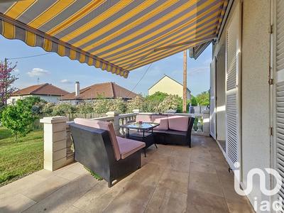 Maison - 140 m² - 8 pièces