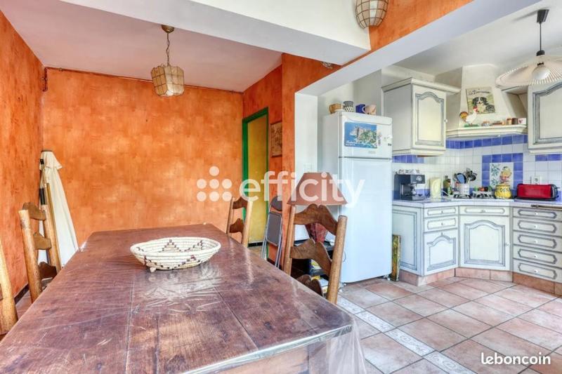 Appartement - 70 m² - 4 pièces