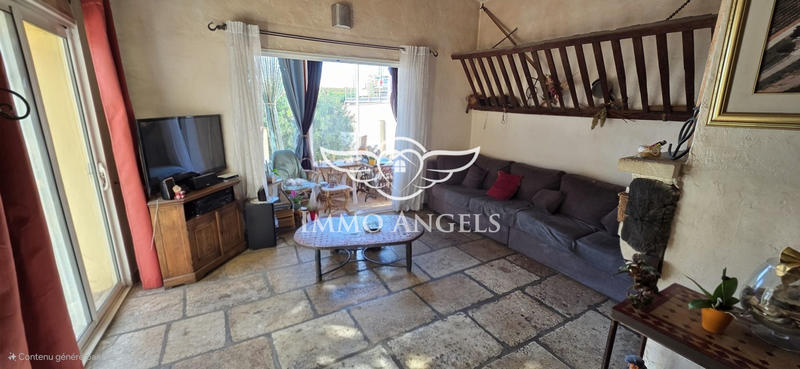 Mas - 240 m² - 13 pièces