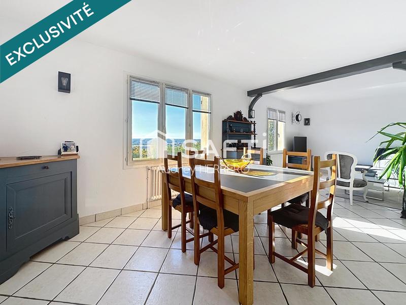 Maison - 135 m² - 6 pièces
