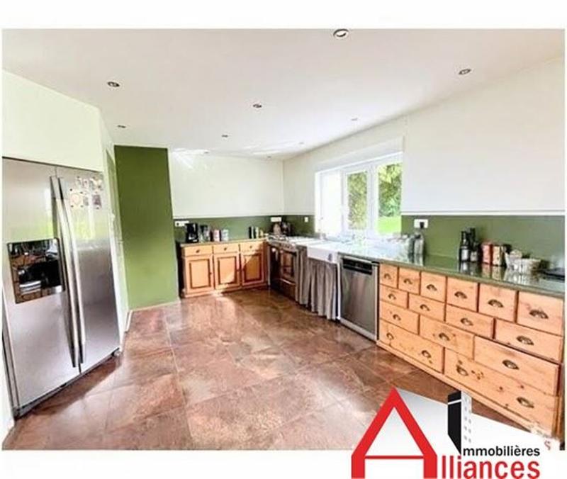 Maison - 229 m² - 8 pièces