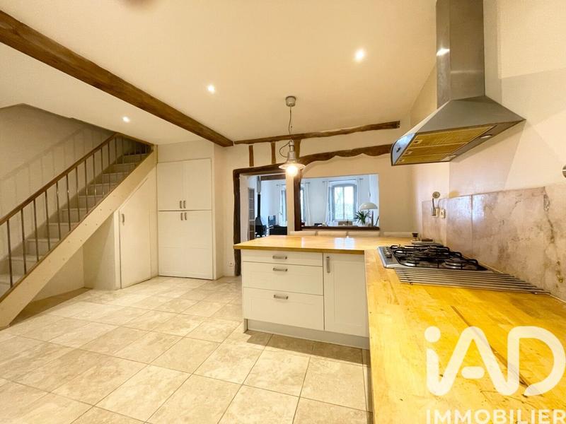 Maison - 205 m² - 7 pièces