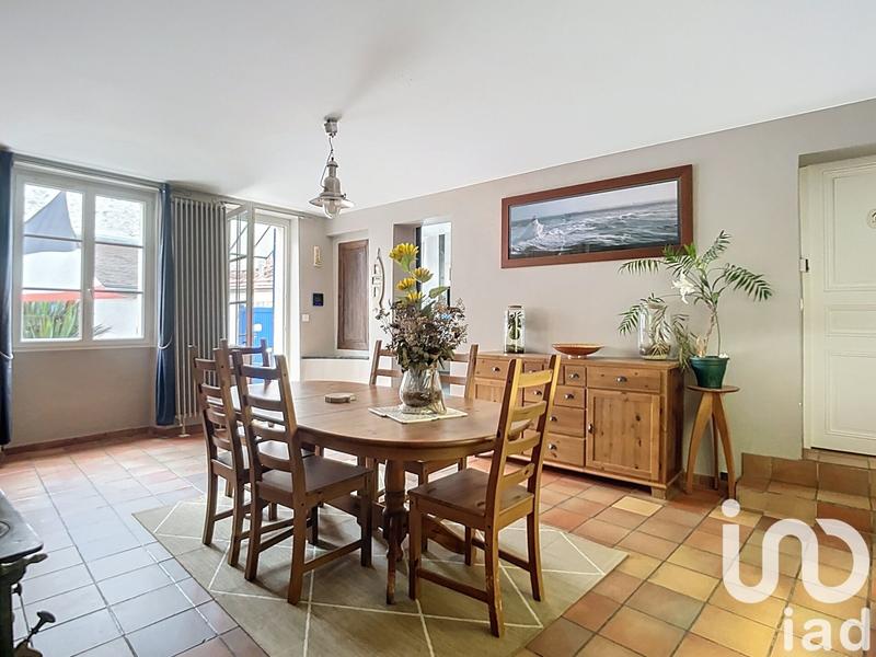 Maison - 130 m² - 6 pièces