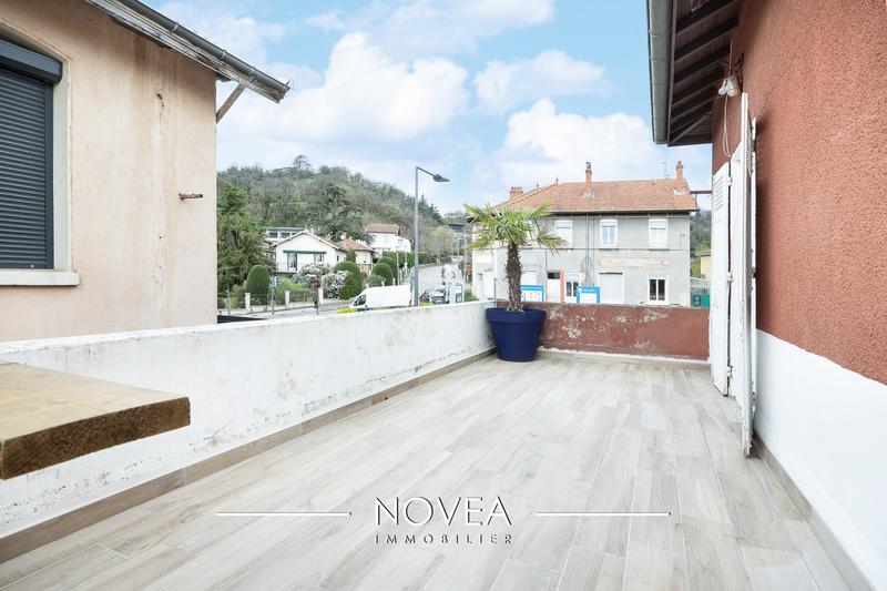 Appartement - 70 m² - 4 pièces