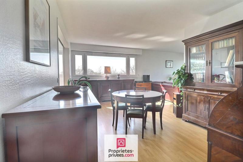 Appartement - 90 m² - 4 pièces