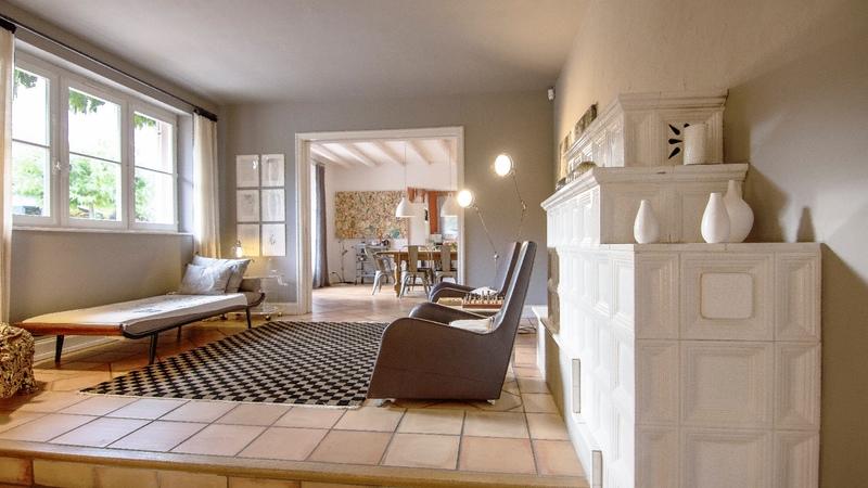 Demeure - 360 m² - 11 pièces