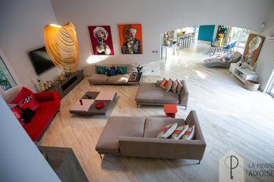 Villa - 216 m² - 6 pièces