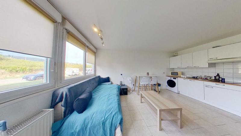 Studio - 25 m² - 1 pièce