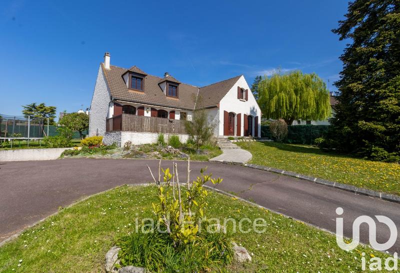 Maison - 185 m² - 8 pièces