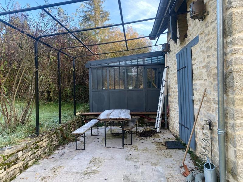 Maison en pierre - 137 m² - 7 pièces