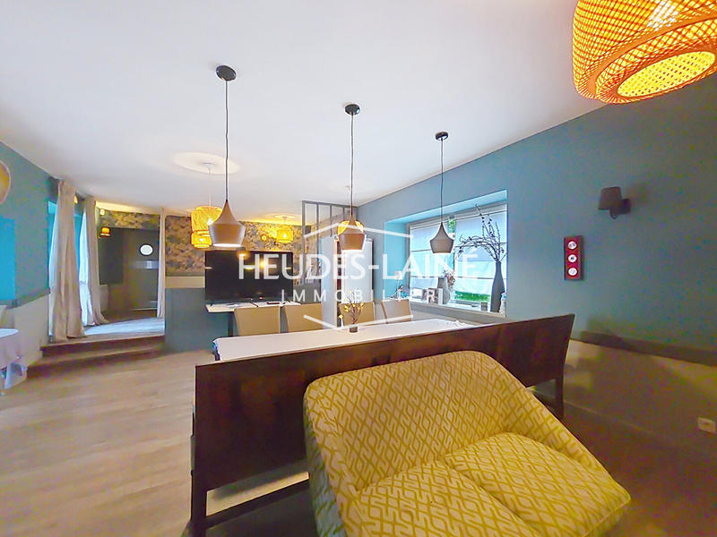 Maison - 250 m² - 5 pièces