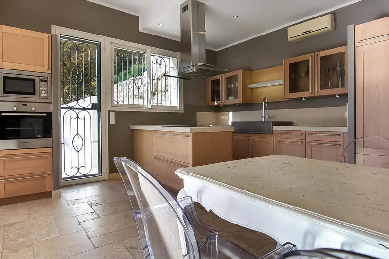 Appartement - 87 m² - 3 pièces