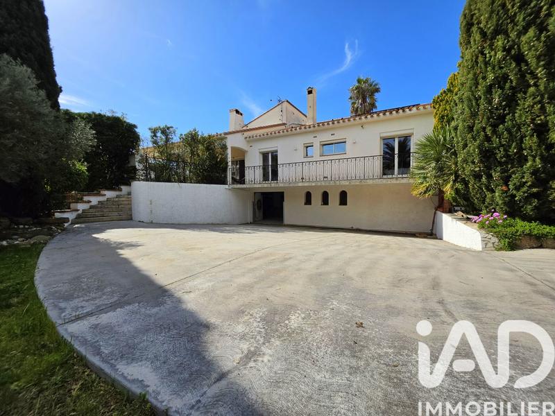 Maison - 206 m² - 6 pièces