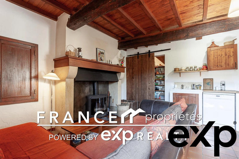 Maison - 223 m² - 7 pièces