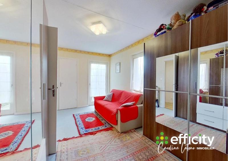 Maison - 136 m² - 5 pièces