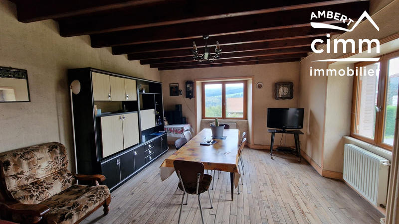 Maison - 88 m² - 7 pièces