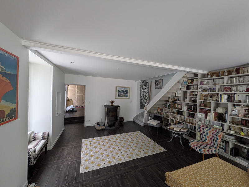 Maison - 200 m² - 9 pièces