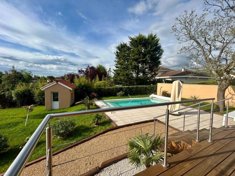 Maison - 153 m² - 7 pièces