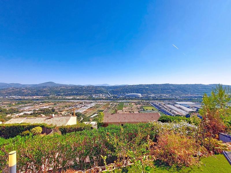 Villa - 138 m² - 5 pièces