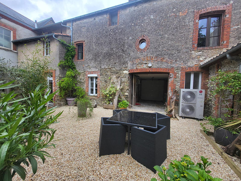 Maison - 105 m² - 4 pièces