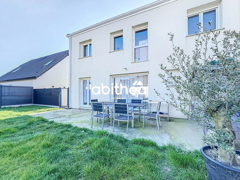 Maison - 110 m² - 5 pièces