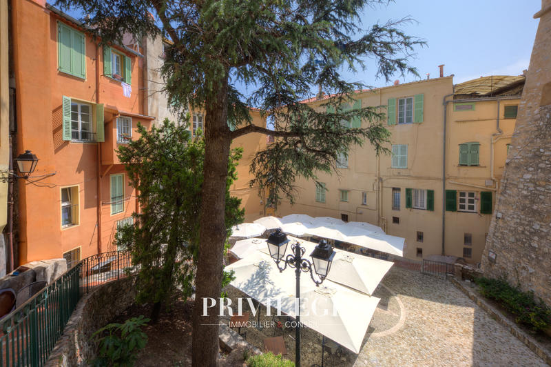 Fonds de commerce - Magasins - 95 m²