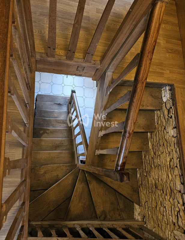 Maison - 177 m² - 7 pièces