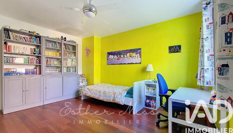 Maison - 160 m² - 8 pièces