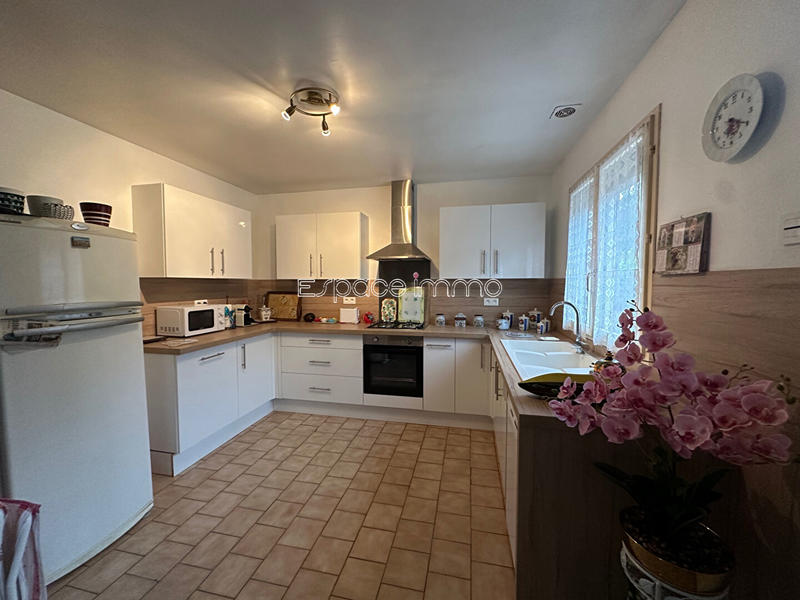 Maison - 81 m² - 5 pièces