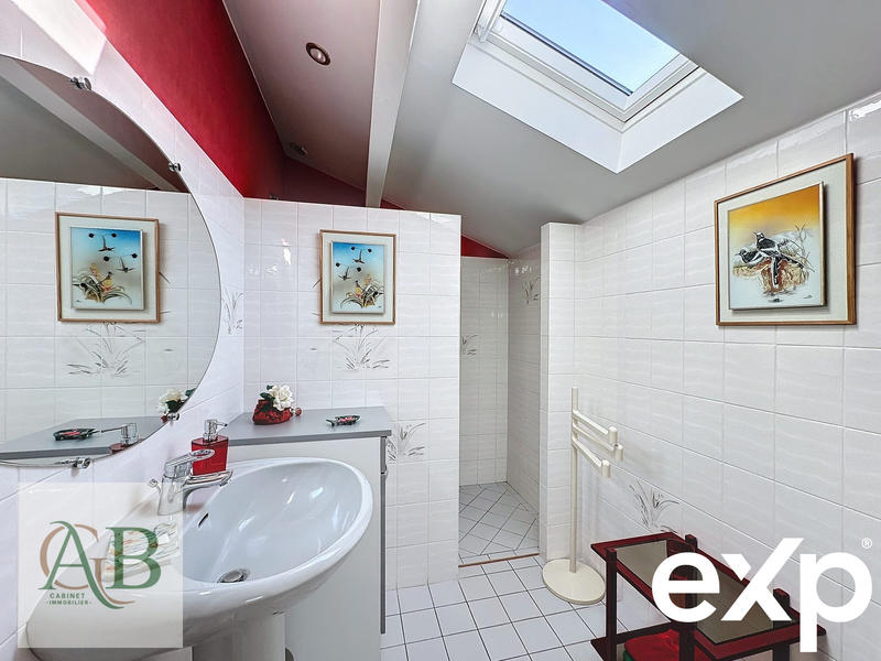 Maison - 159 m² - 5 pièces