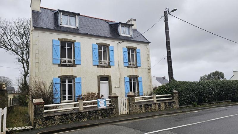 Maison - 140 m² - 6 pièces