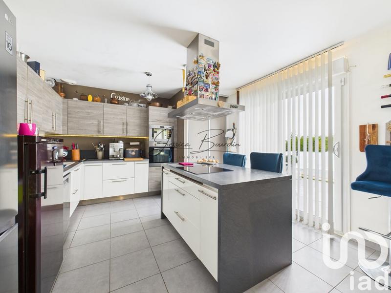 Maison - 150 m² - 6 pièces