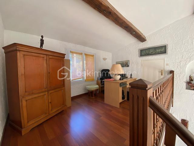 Villa - 220 m² - 7 pièces