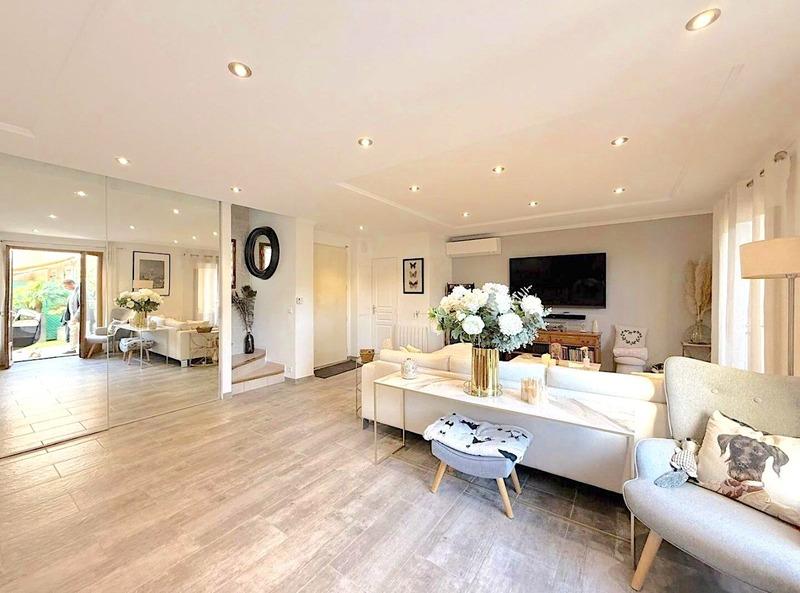 Maison - 107 m² - 4 pièces