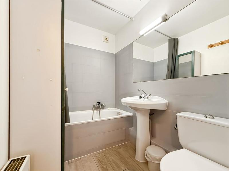 Studio - 25 m² - 1 pièce