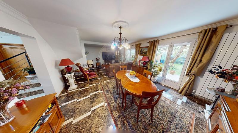 Maison - 120 m² - 5 pièces