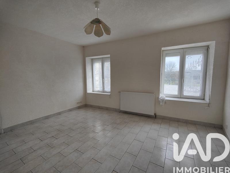 Maison - 228 m² - 11 pièces
