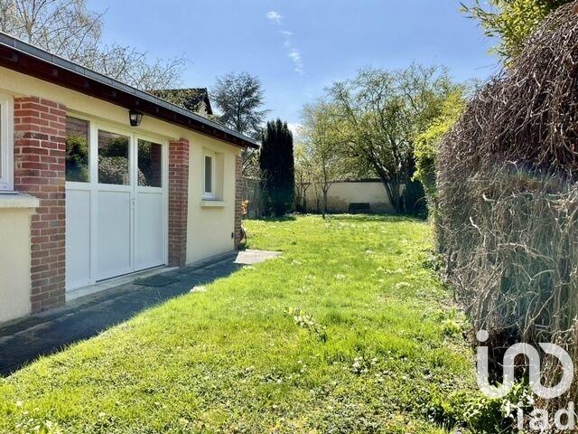 Maison - 216 m² - 11 pièces