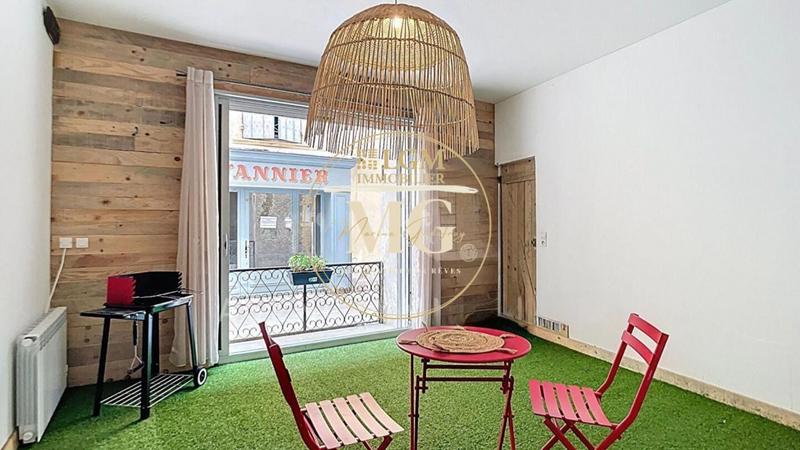 Maison - 185 m² - 6 pièces