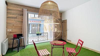 Maison - 185 m² - 6 pièces