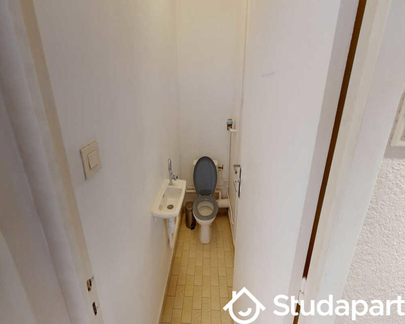 Chambre - 90 m² - 1 pièce