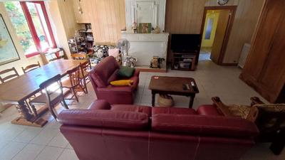 Maison - 197 m² - 8 pièces