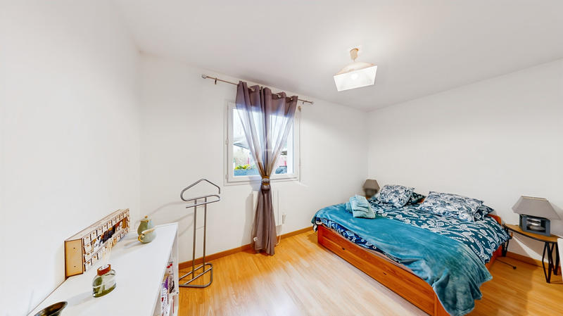 Maison - 293 m² - 12 pièces