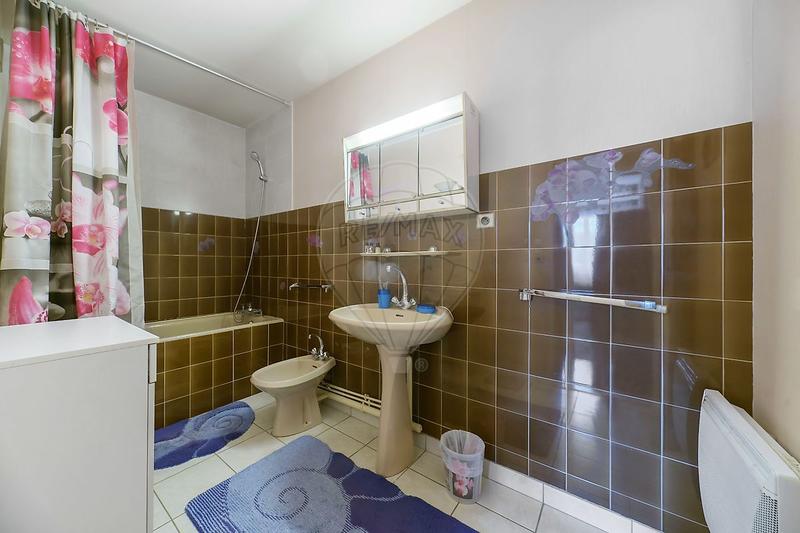 Appartement - 96 m² - 5 pièces