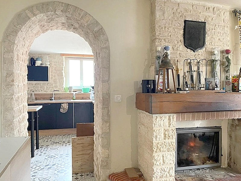 Maison - 220 m² - 10 pièces