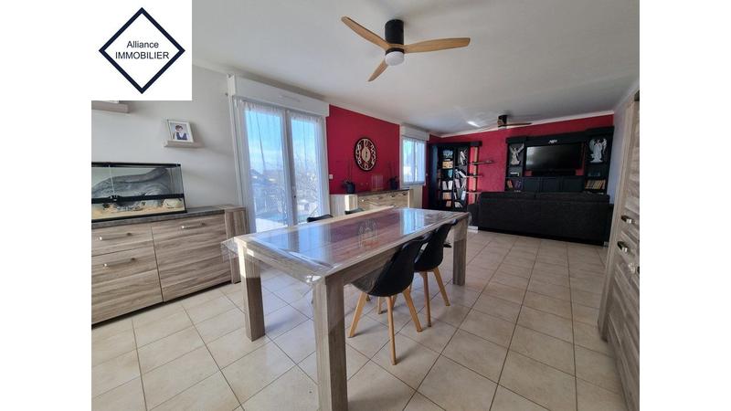 Maison - 158 m² - 8 pièces