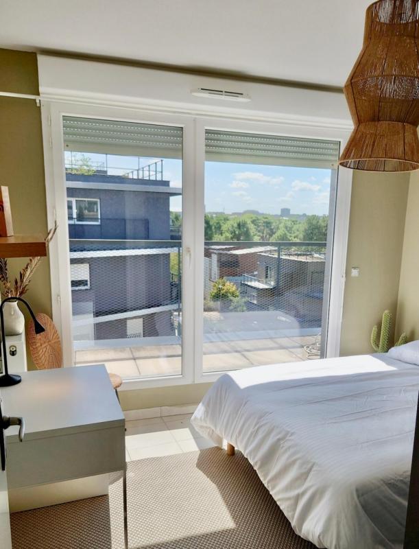 Chambre - 10 m² - 5 pièces