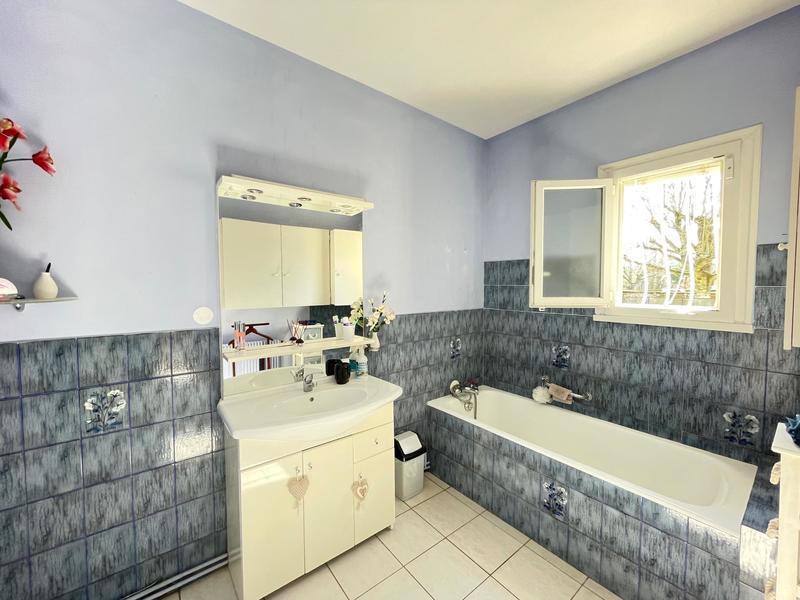 Maison - 93 m² - 3 pièces